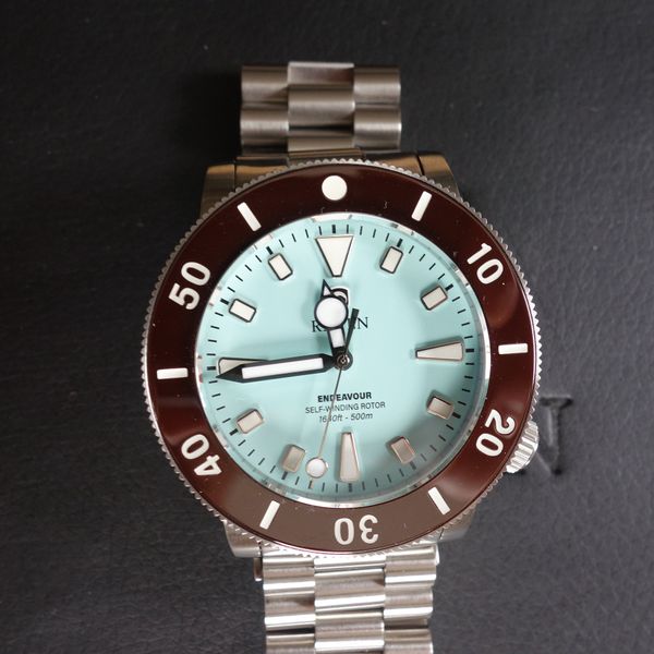 [$625 USD] Raven Endeavour Celadon Dial | WatchCharts Marketplace