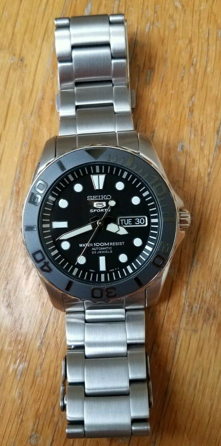 seiko 5 sports sea urchin