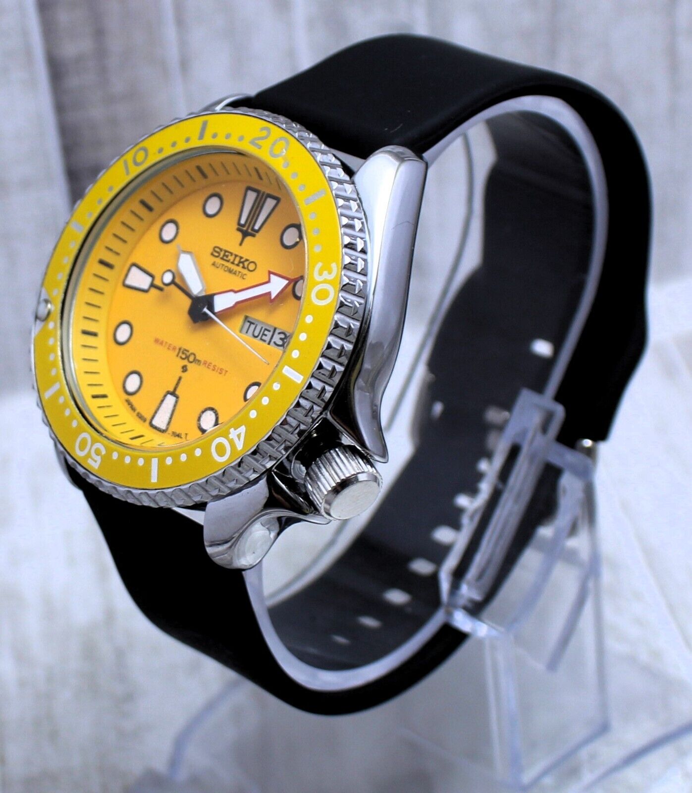 Awesome Seiko Diver 6309 Yellow Dial Automatic 17 Jewels Men s Wrist Watch Japan WatchCharts Marketplace