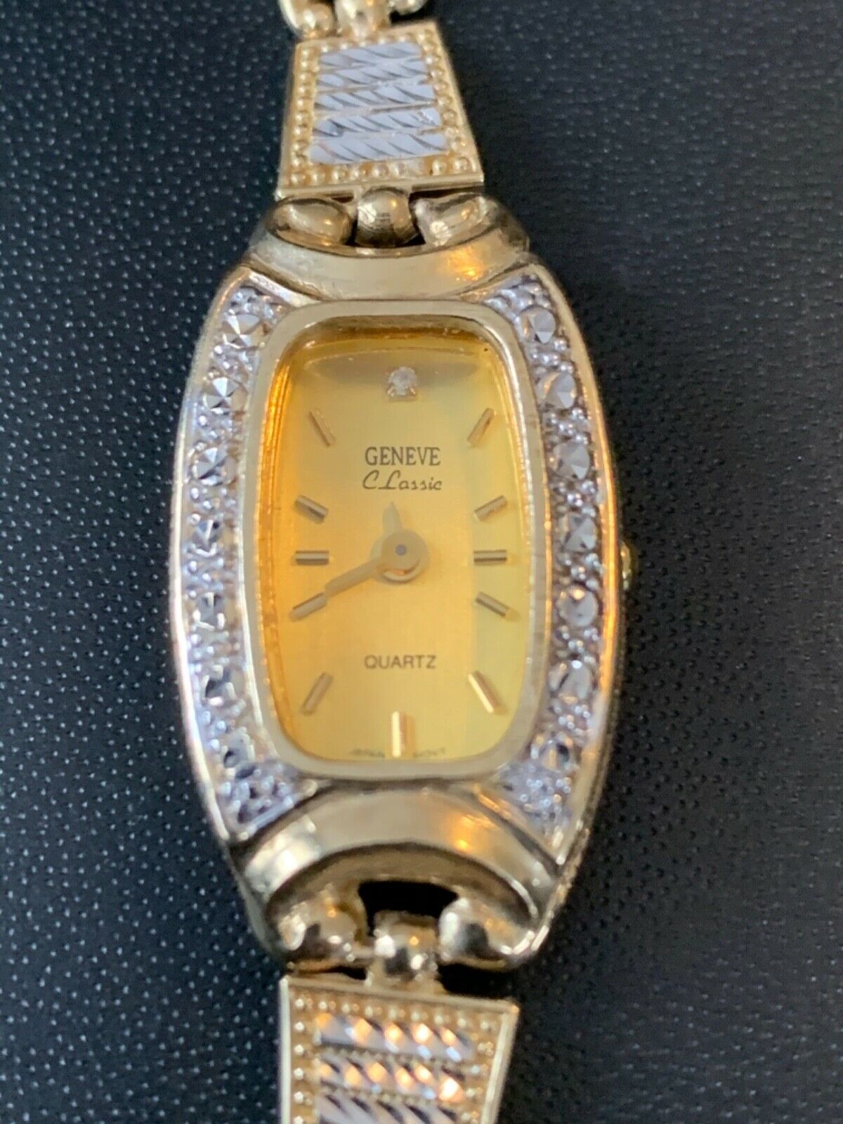 Geneve Classic Quartz Japan Movement 10k Yellow Gold Band Ladies