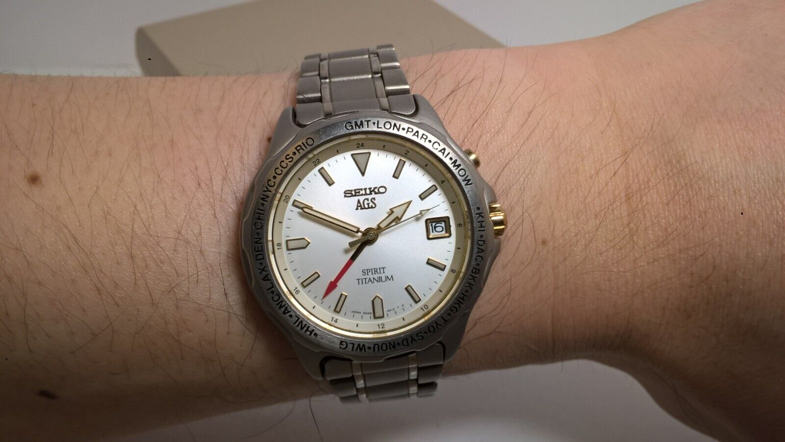 Seiko Spirit Cream 5M45-6A20 SCDZ009 AGS/Kinetic Titanium GMT