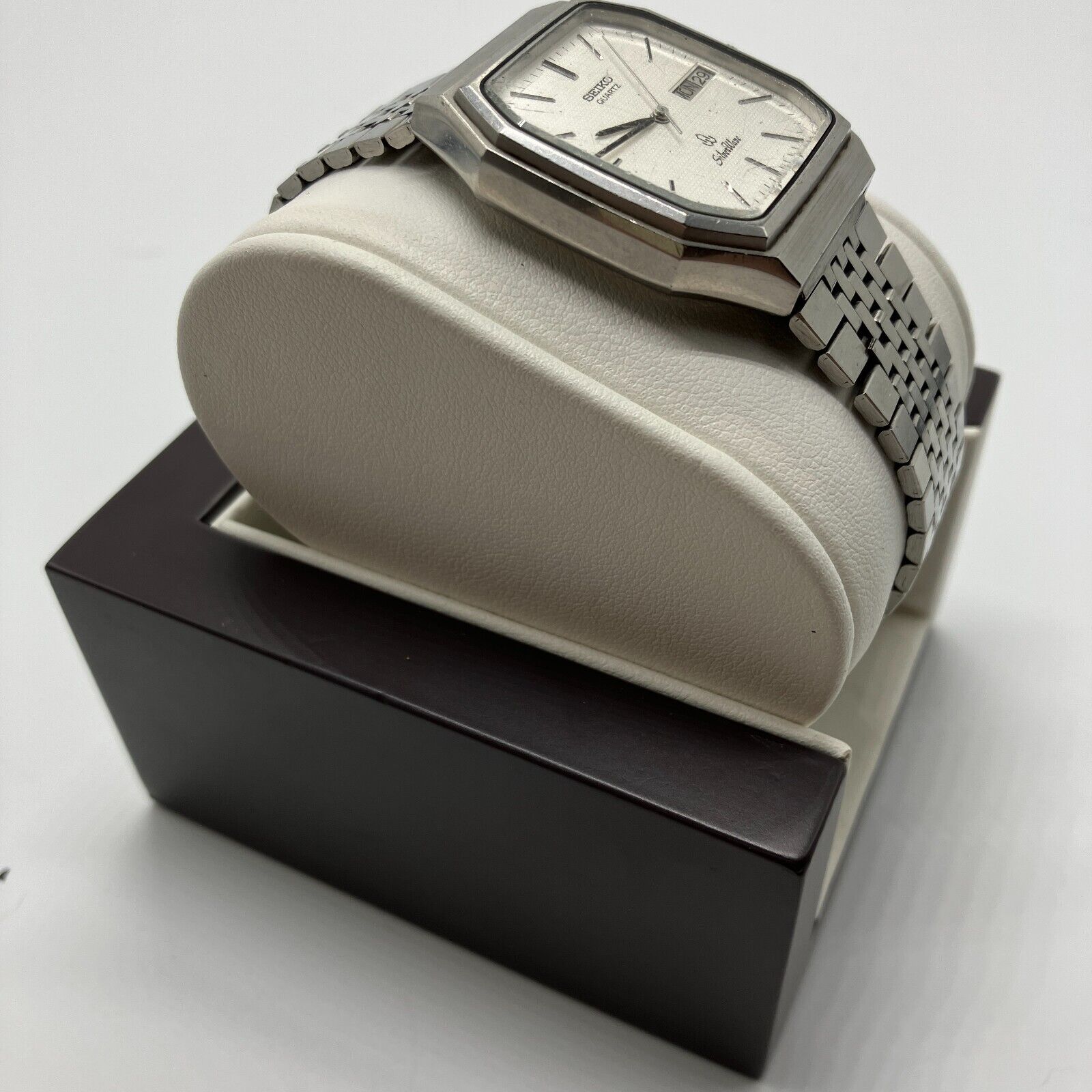 Seiko 5933-5120 Silver Wave Men's Quartz Watch Stainless Steel