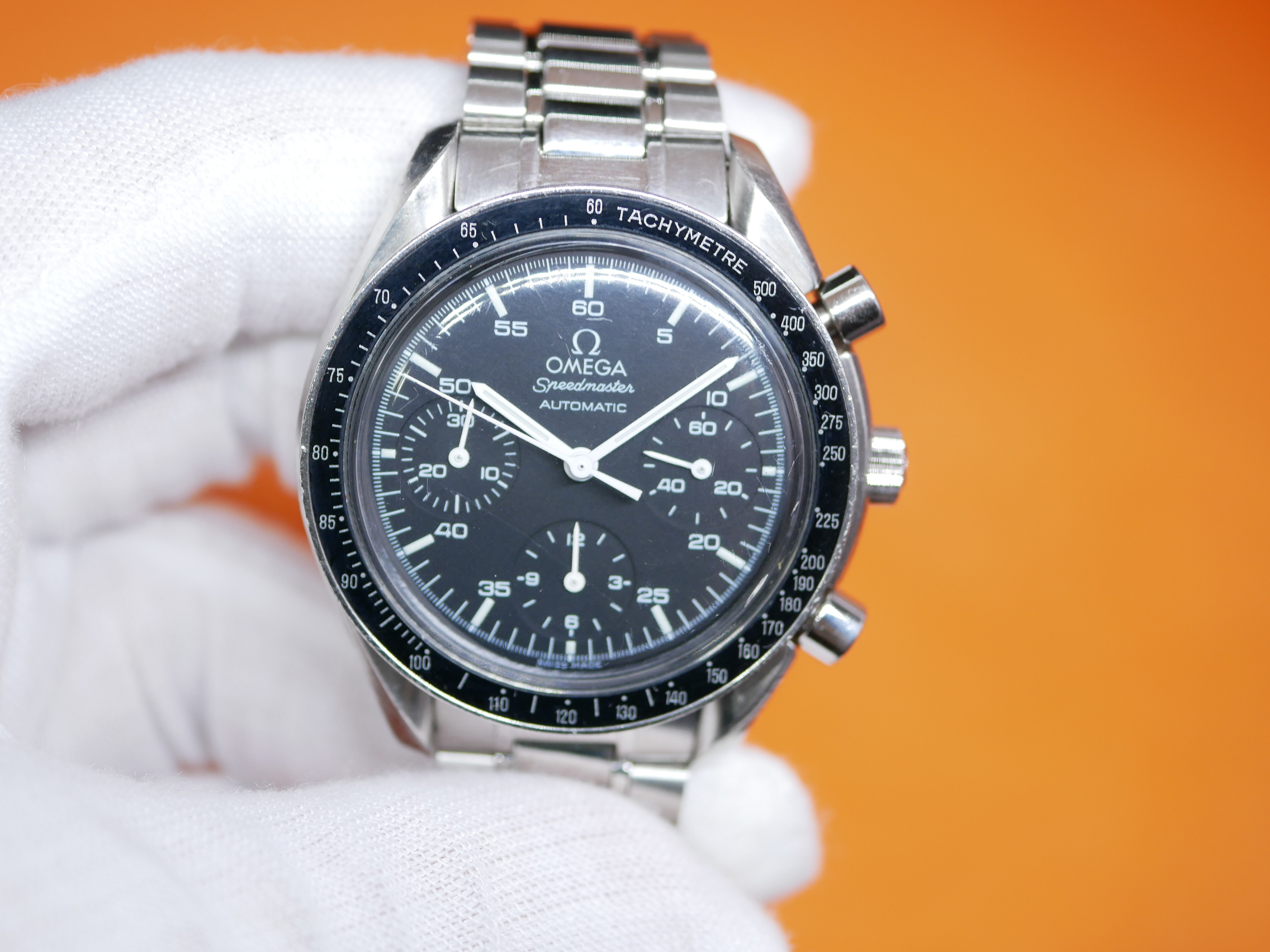 WTS Omega Speedmaster Reduced Automatic 39mm 3510.50. Comes with