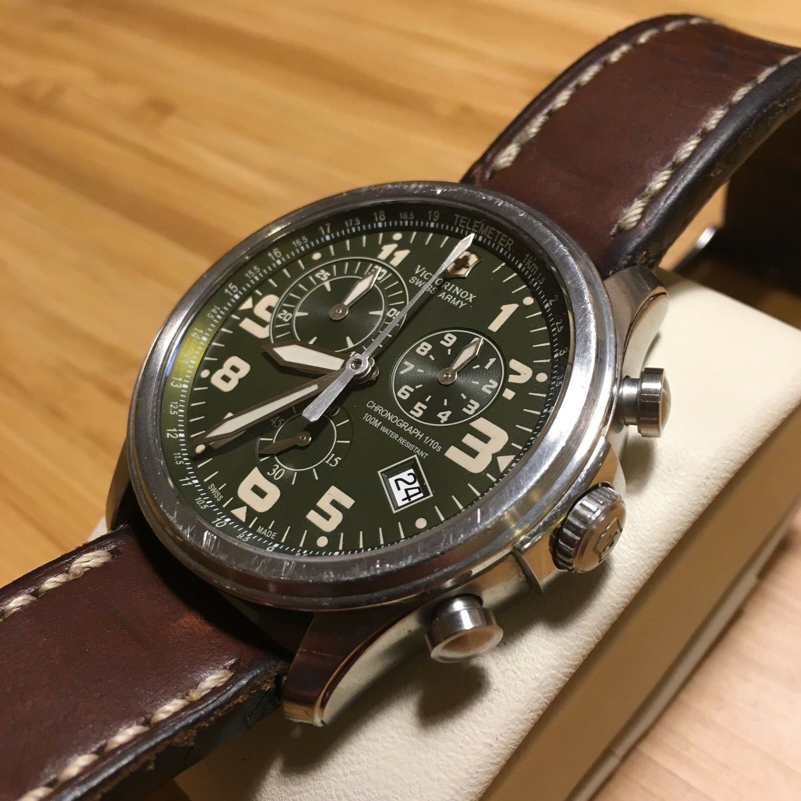 ホークリスト Victorinox (Swiss Army) Infantry Vintage Chronograph Watch (241287