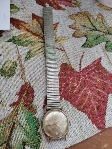 Bulova 30 jewels discount self winding watch