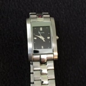 bulova quartz a2 stainless steel case