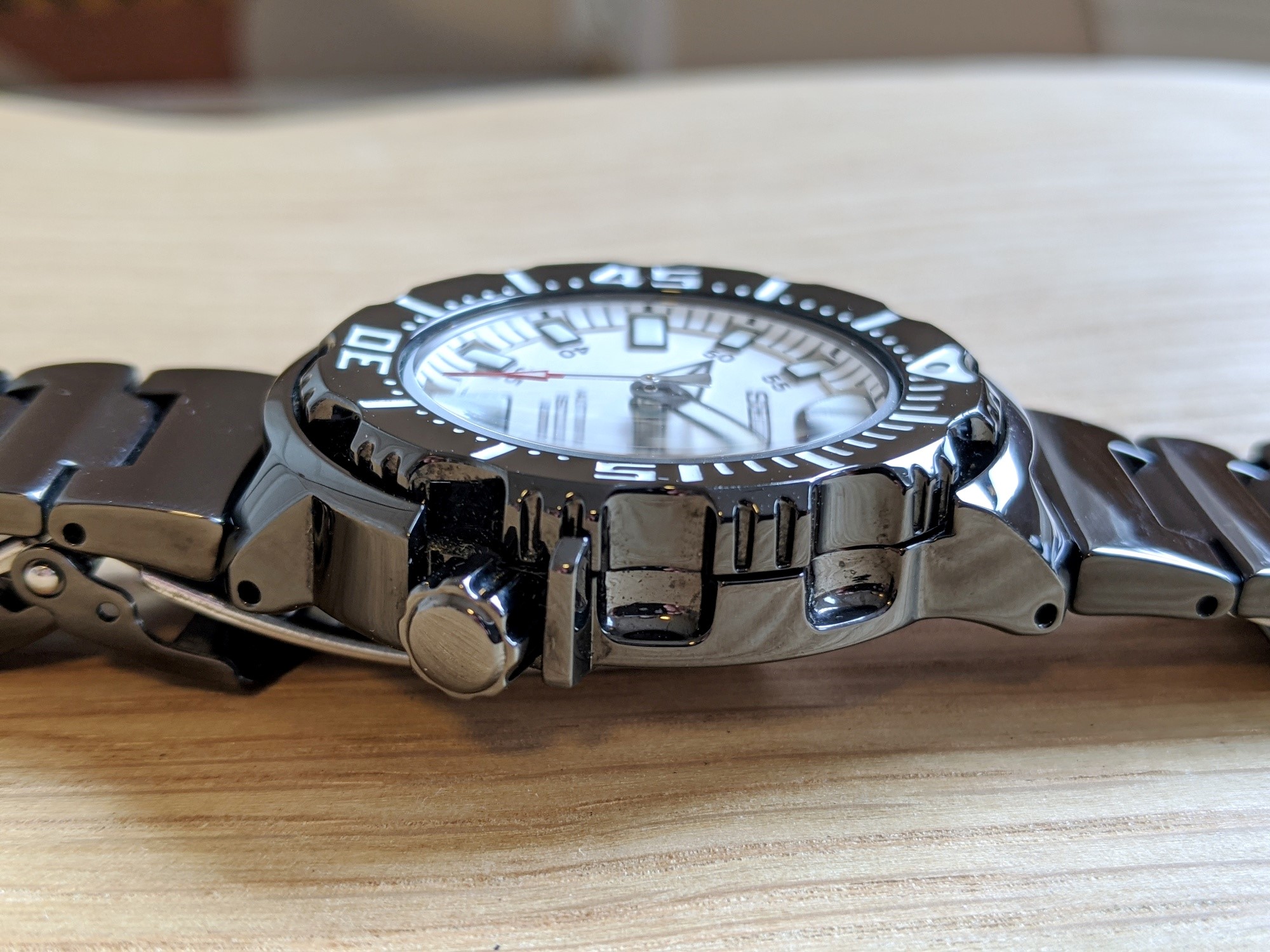 Seiko SZEN006 White Dial Gen 1 Night Monster | WatchCharts