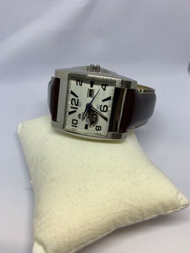 Orient rectangular automatic outlet watch