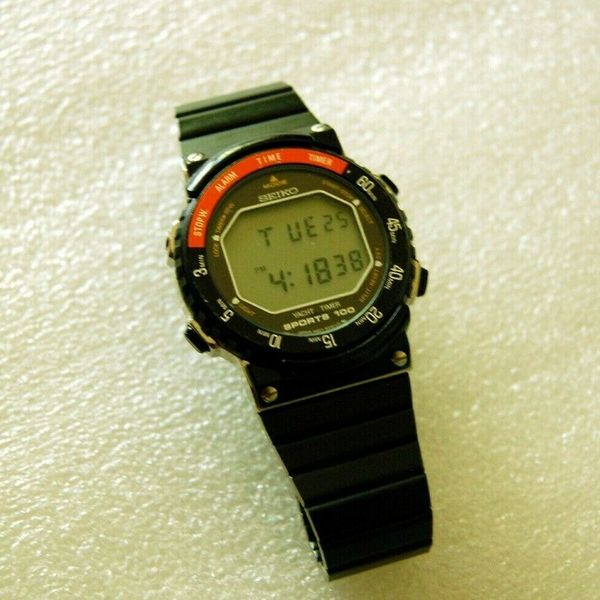 Vintage Seiko A827-6010 Sports 100 watch | WatchCharts