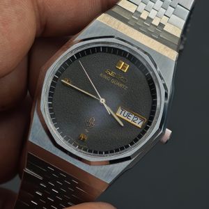 Seiko King Quartz 5856-8080 Price as of May 2026 | WatchCharts