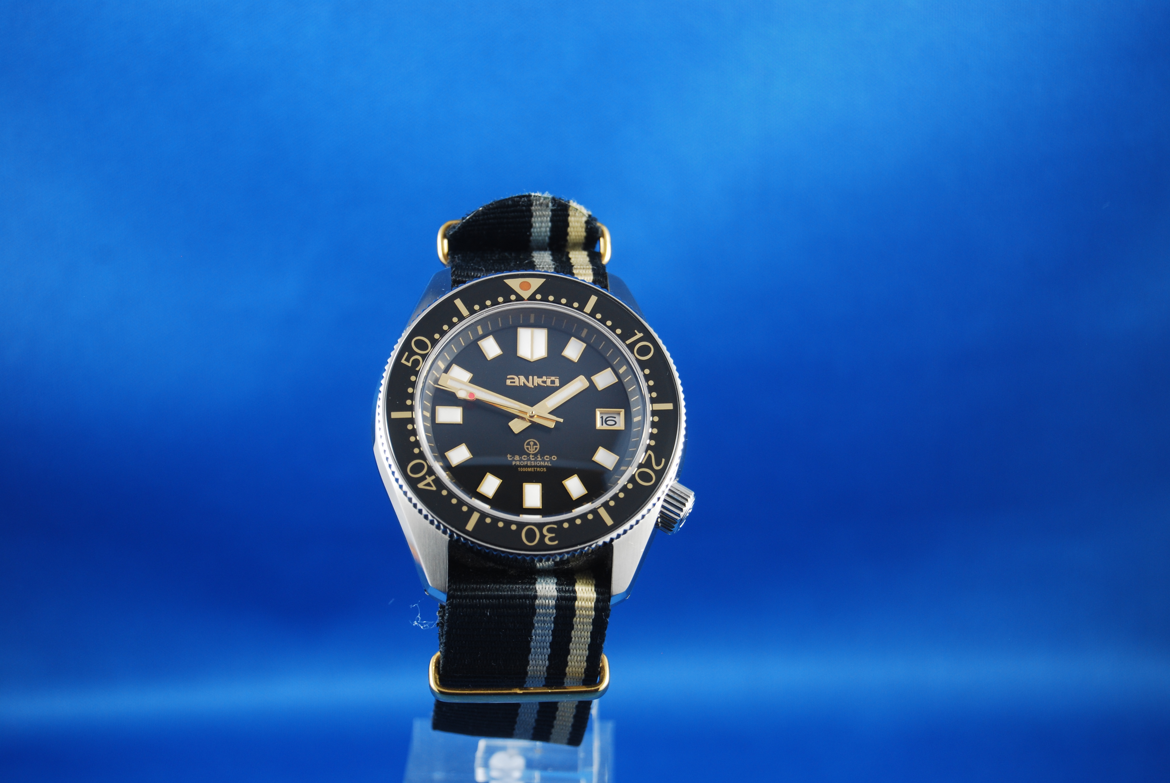 Dive Watches on Fabric Straps ## | WatchUSeek Watch Forums