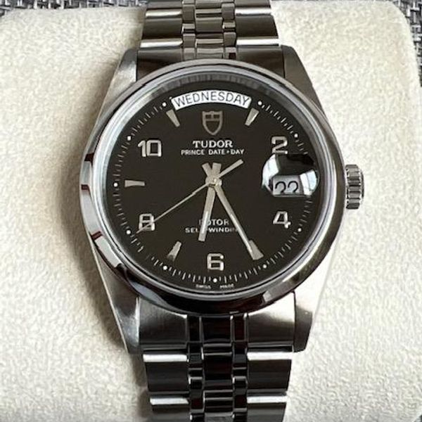 [WTS] Tudor Prince Date + Day 76200 Automatic Black Dial with Box and Papers 2500 WatchCharts