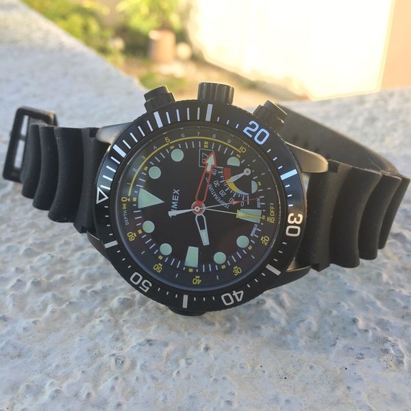 Timex Intelligent Quartz Depth Gauge Thermometer T2P529 WatchCharts