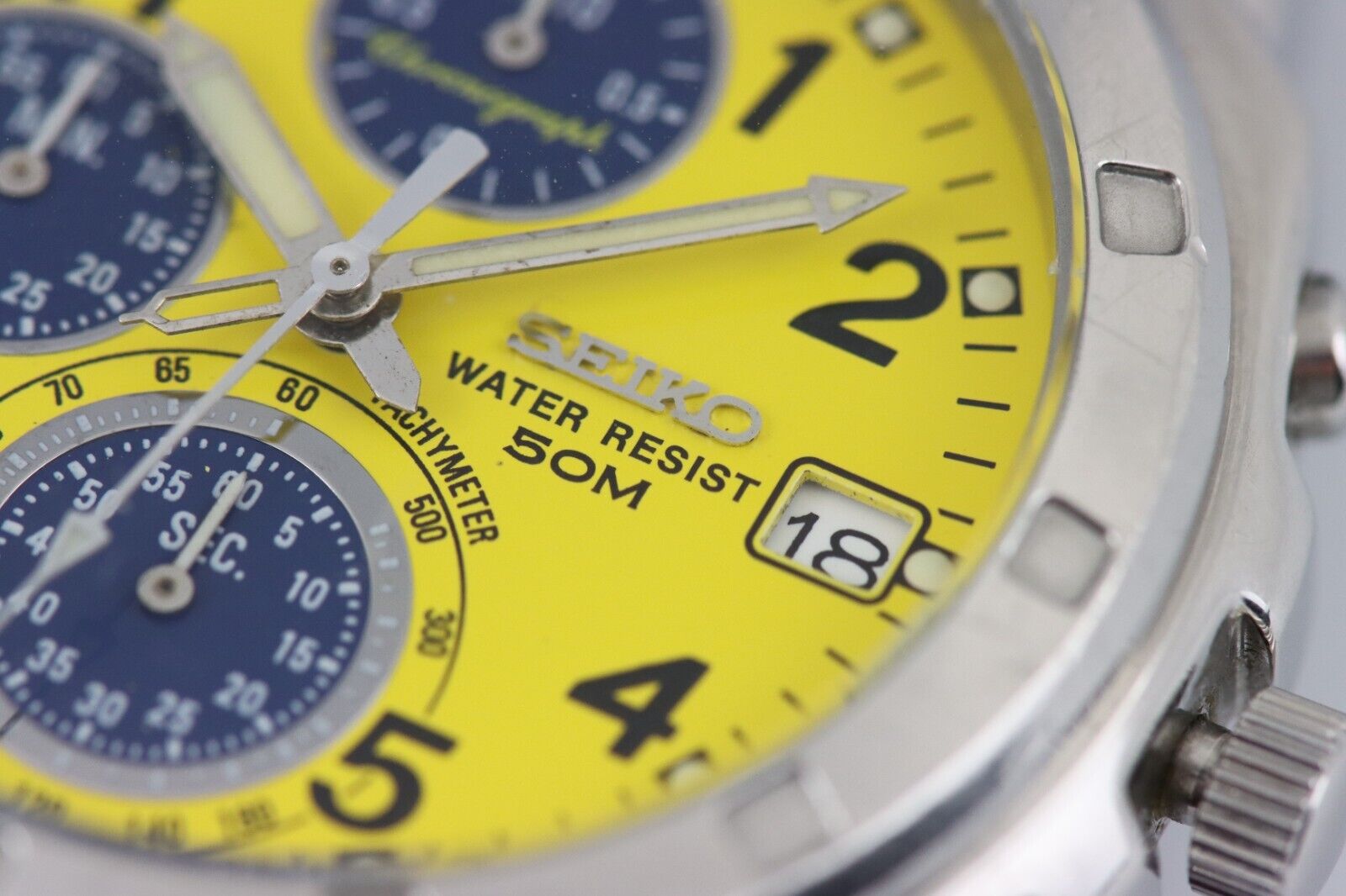 Seiko V657-9010 Chronograph c.September 1998 Yellow Dial - New 