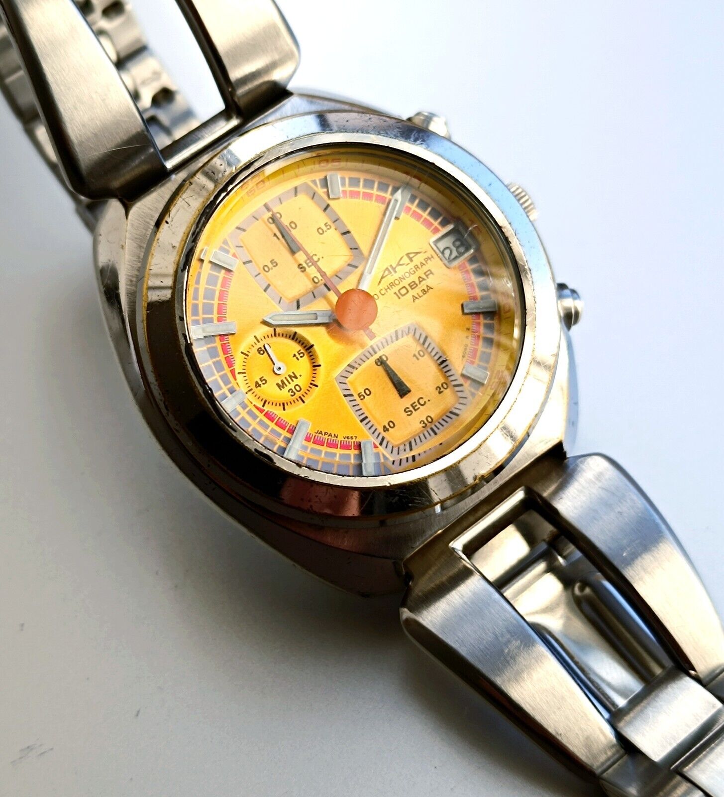 Seiko Alba AKA Chronograph V657-6030 Yellow/Gold Dial