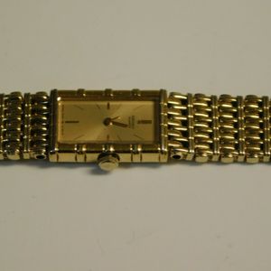 Vintage Seiko 2E20-5079 Ladies Watch (Rare Model) | WatchCharts