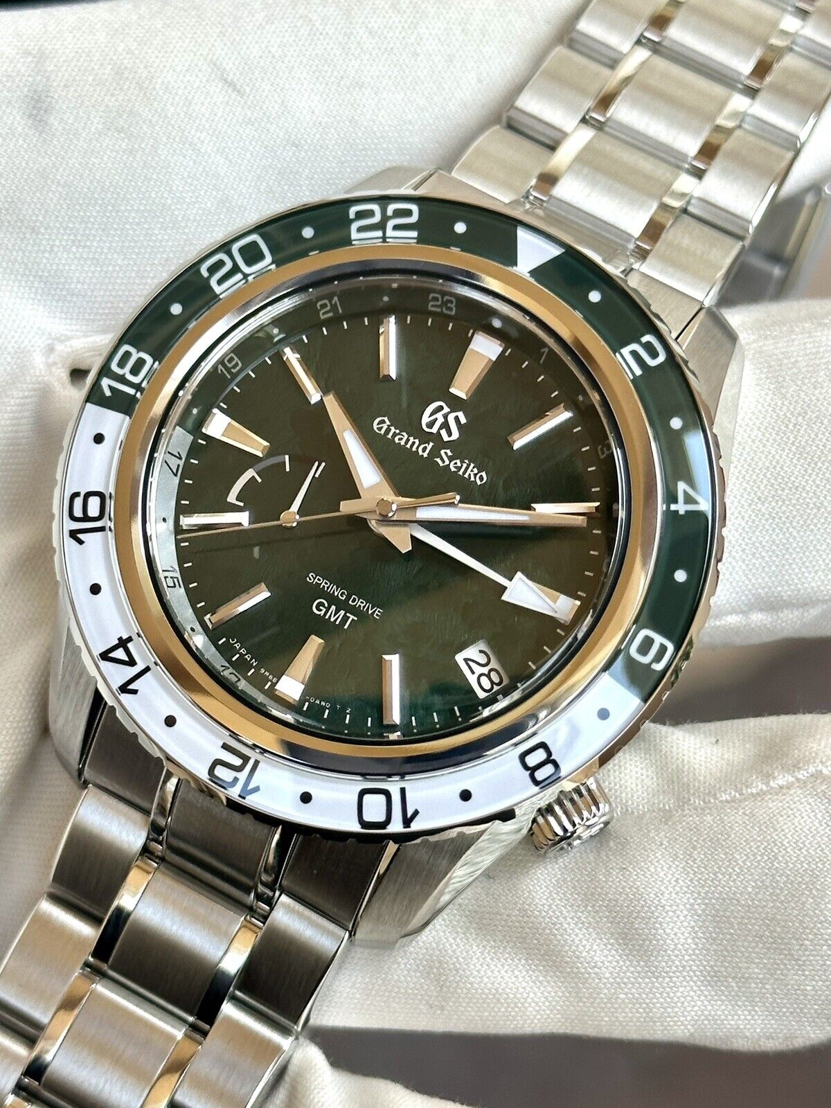 Grand best sale seiko 44mm