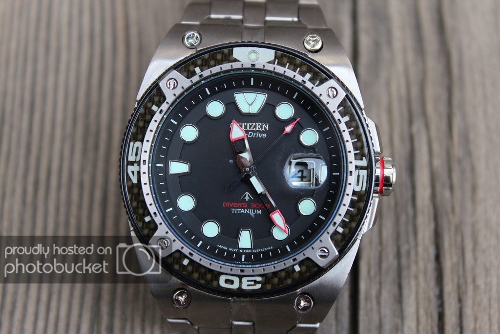 Citizen carbon fiber watch hotsell