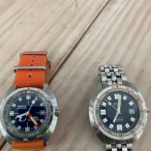 Doxa 5000T (SHARKHUNTER) Doxa 1000T (TUSA) WatchCharts