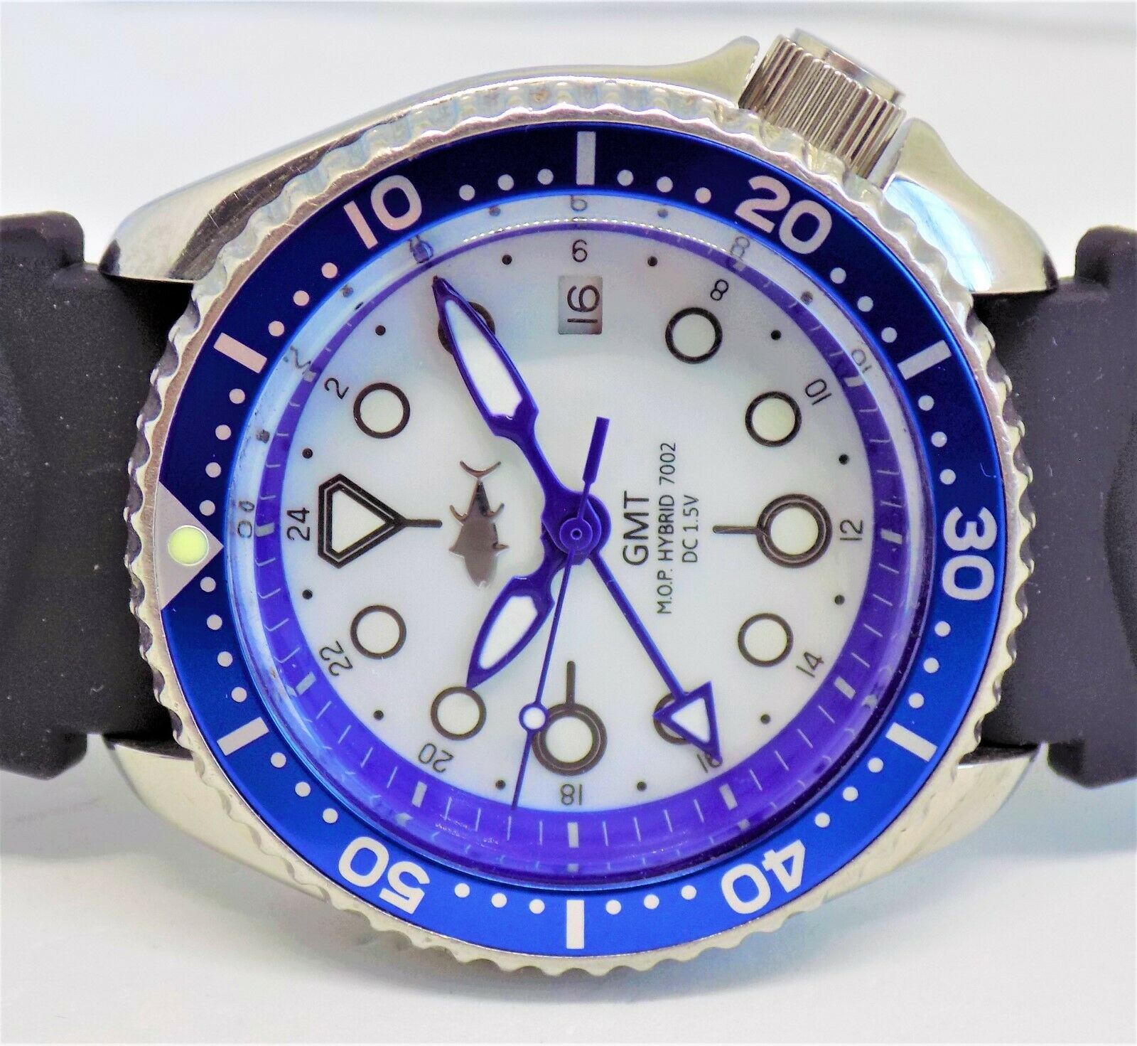 Seiko Scuba Divers Hybrid GMT Fishbone SDS003 Tuna 7002-700J Mother of  Pearl | WatchCharts