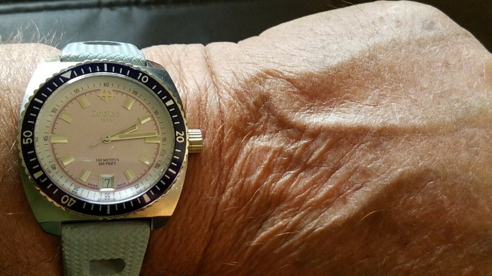 Swiss Zodiac Sea Dragon Unisex ZO 2247 Watch- Water Resistant 100