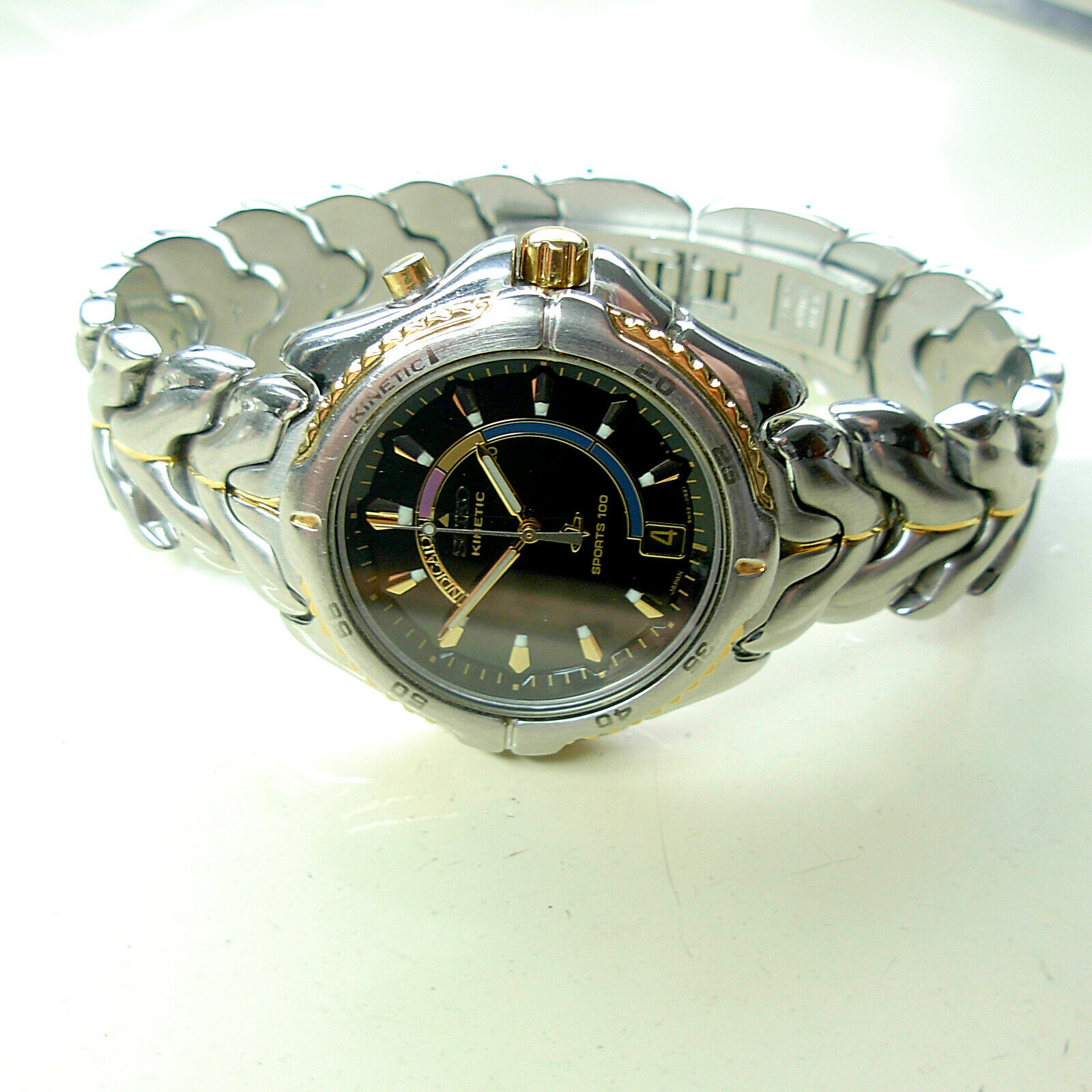 Vintage Watch Seiko Kinetic Sports 100 5M42-0B09 -  Canada