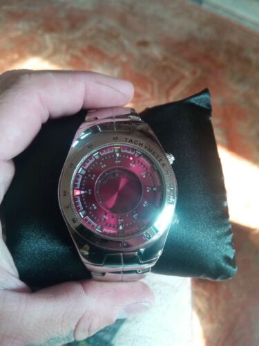 Zeon tech shop watches