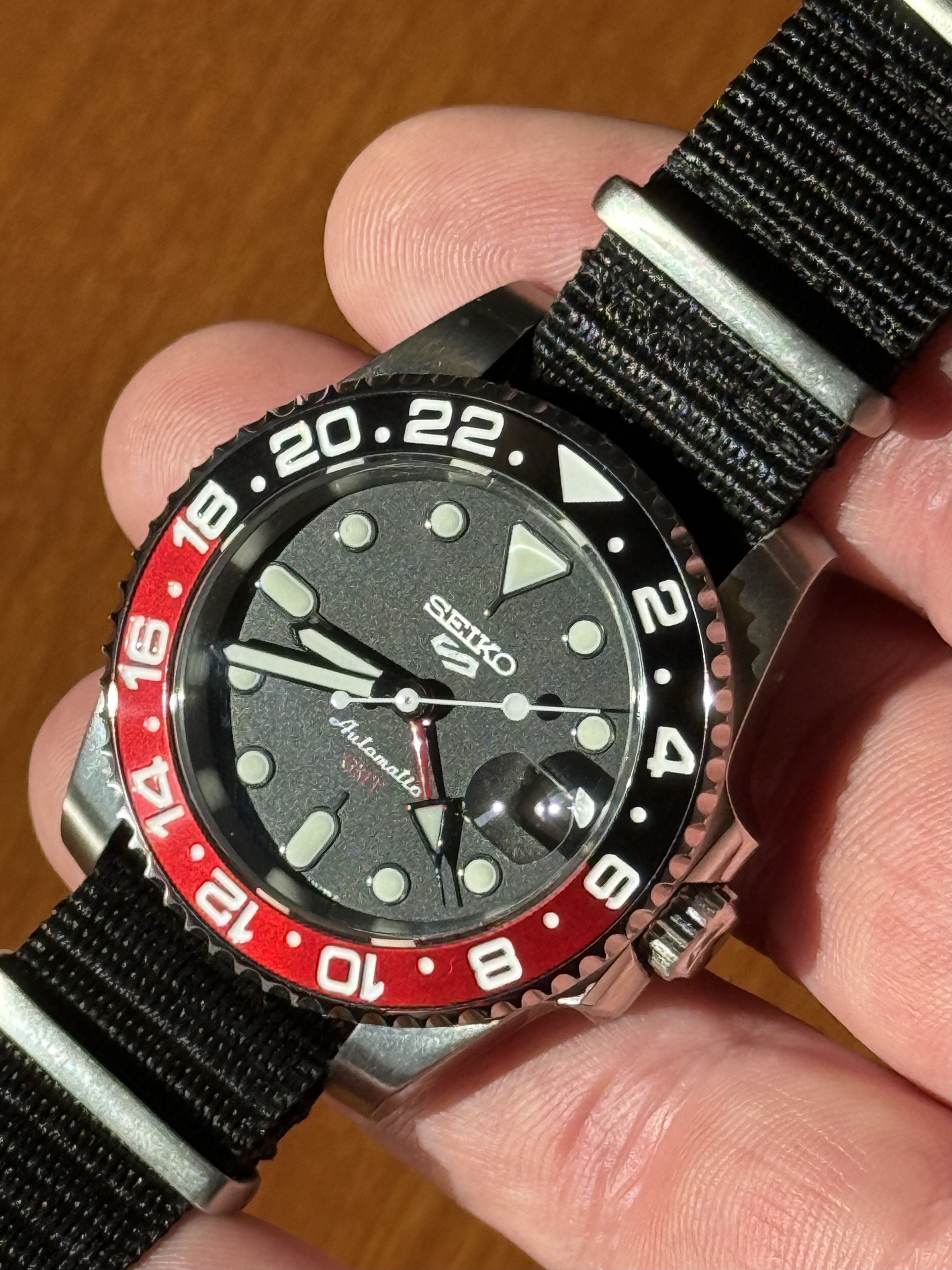 SDGC003 Seiko SEIKO Brightz 6R21-00G0 – britz | WatchCharts 