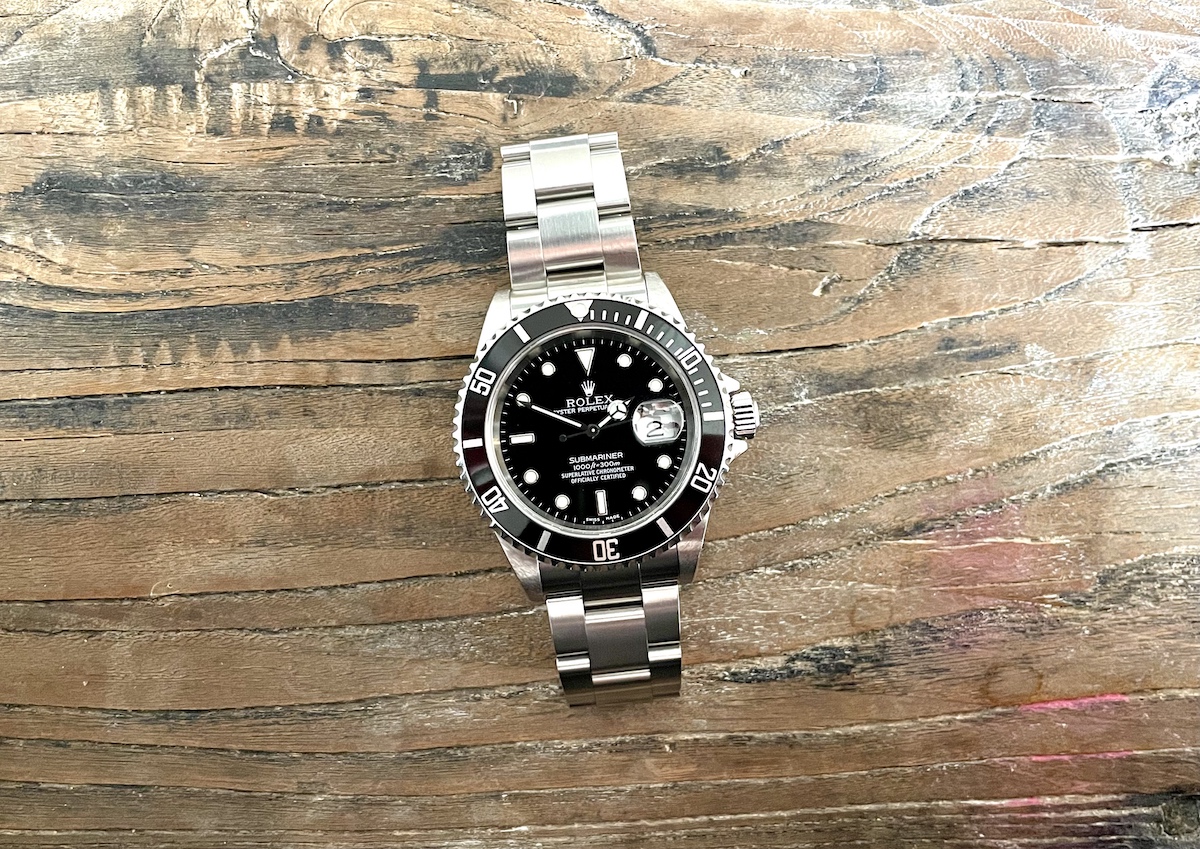 FS 2001 Rolex Submariner Date 16610 WatchCharts Marketplace