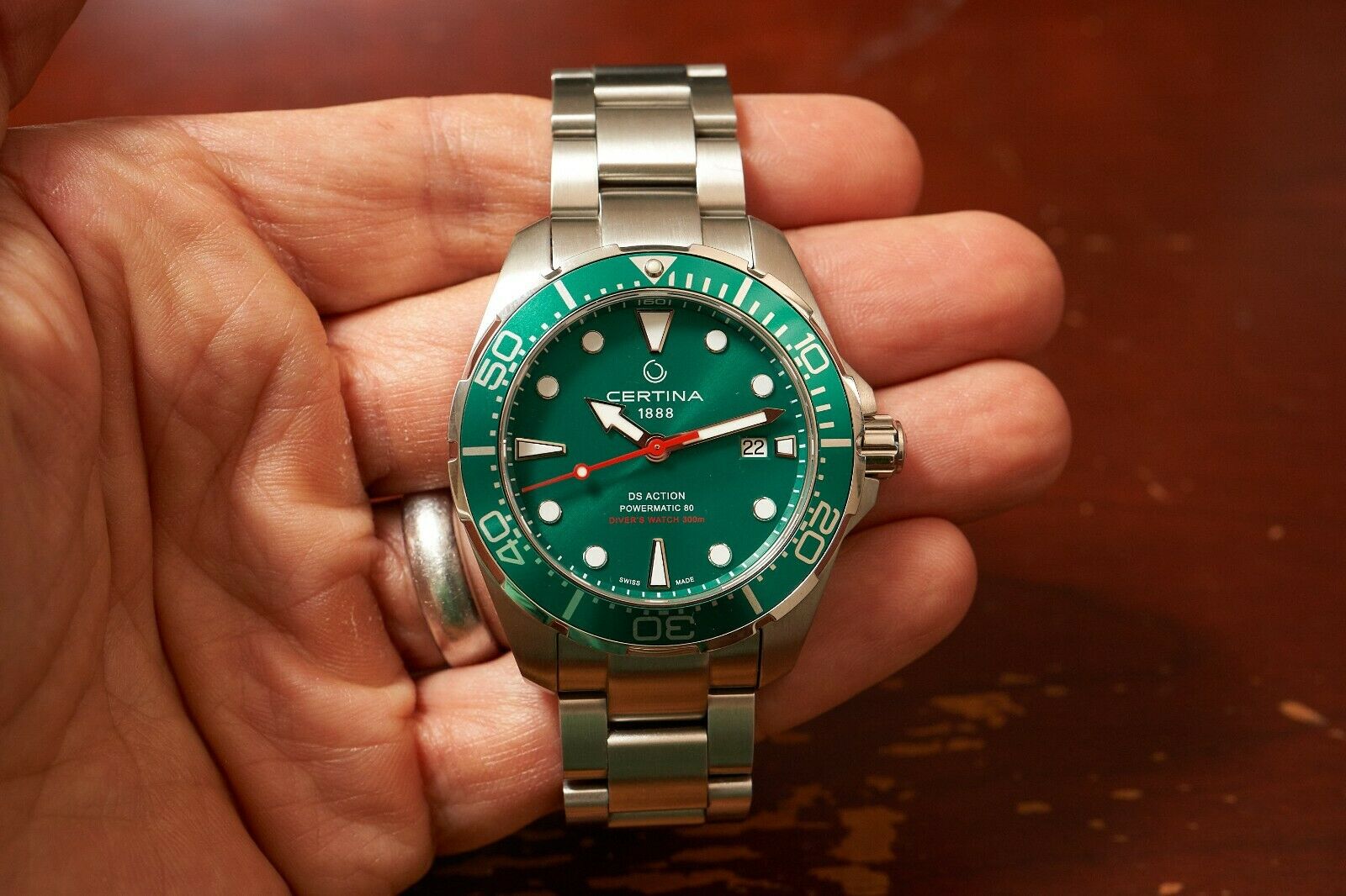 certina green diver