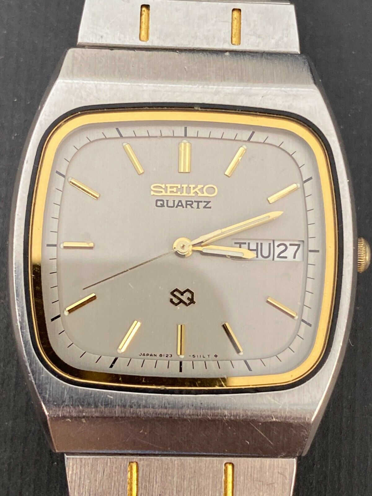 VINTAGE SEIKO 8123 5089 BATTERY MENS WATCH WatchCharts