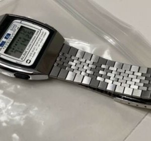 Seiko Alba Y761-5010 2in1 -Alarm Quartz LCD Watch Silver Dial