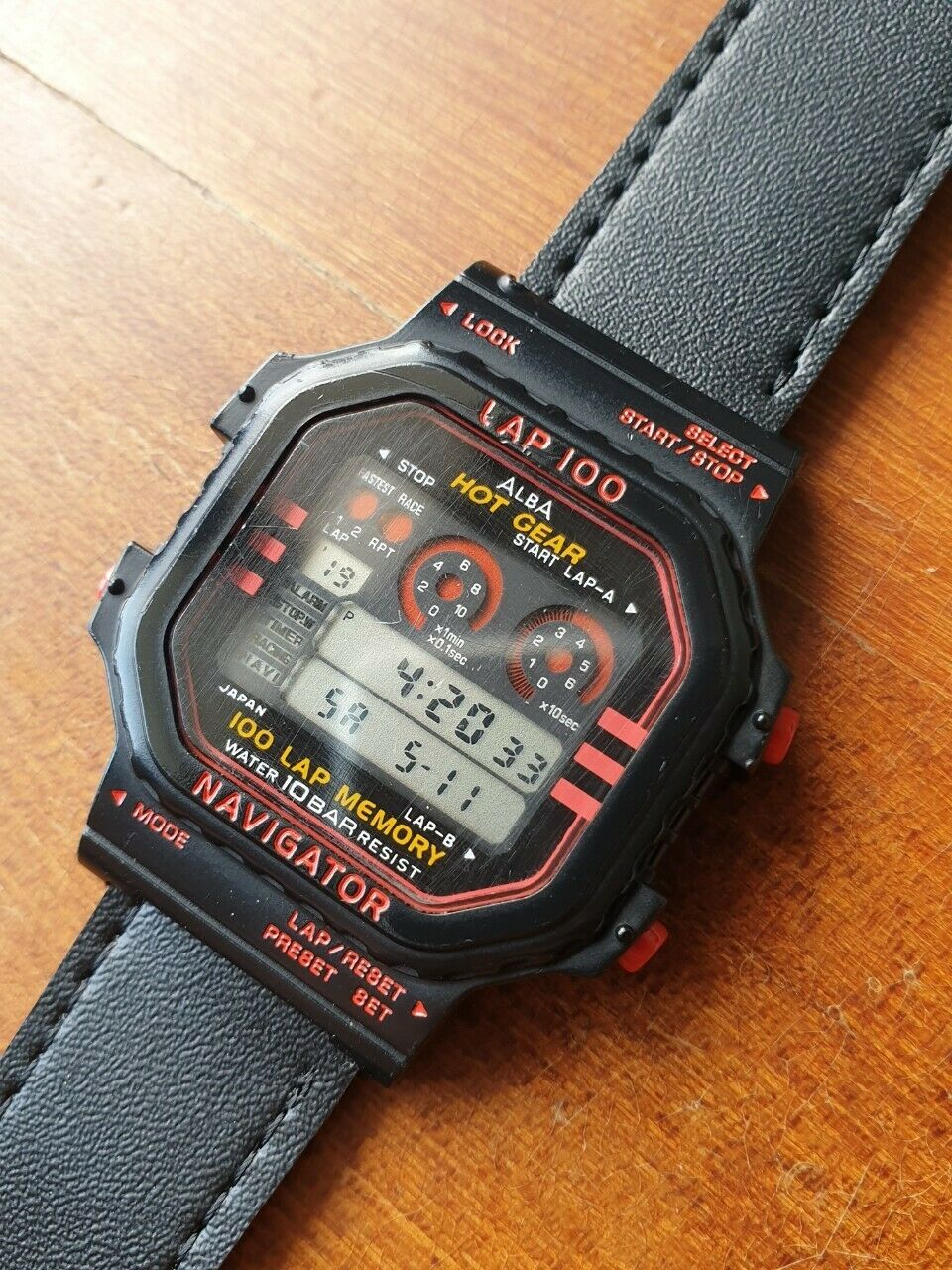 Vintage Rare Seiko Alba W358-4A00 Hot Hear Navigator Japan Digital