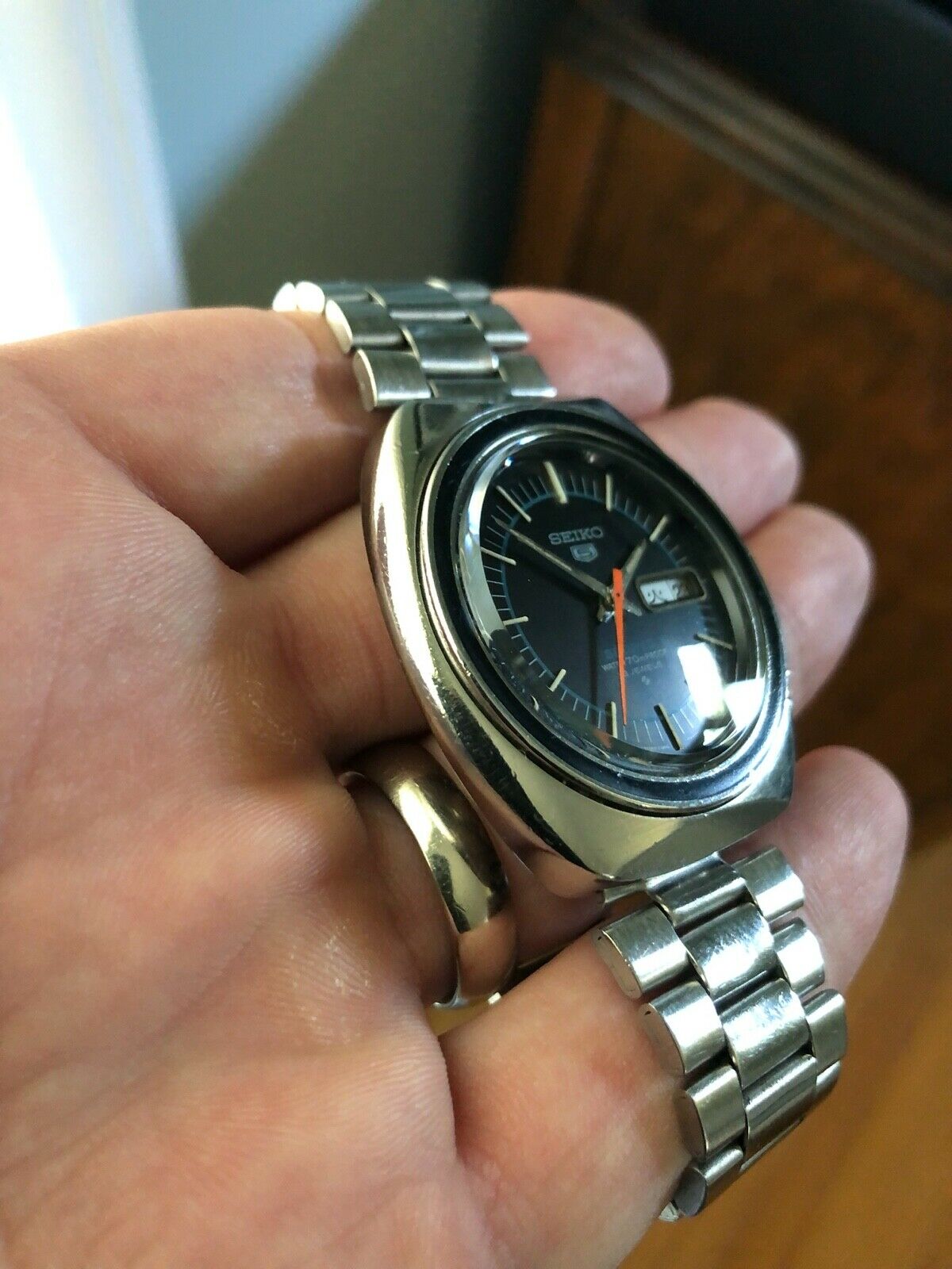 Vintage Seiko 5 Mens Watch Reference 6106-8560 from 1970