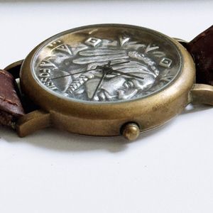 1995 EXTREMELY RARE NATIVE AMERICAN IRON FOSSIL WATCH EC-6849 Fossil Mens Native American Profile watch American Indian Watch main image 3