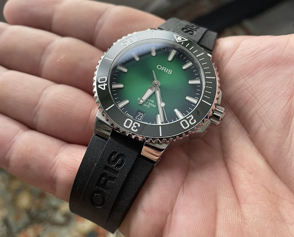 WTS Oris Aquis 41.5MM Calibre 400 Green Bezel Dial Rubber