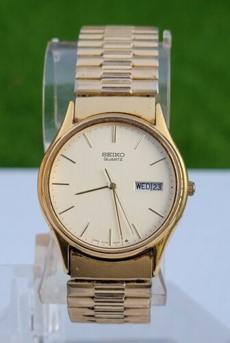 Seiko Men s Gold Tone Day Date Quartz Watch 5Y23 8039 New