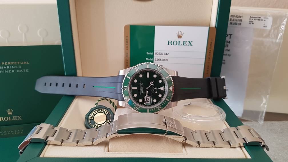 Rolex Submariner Hulk 116610LV Rubber B and Rolex Oyster