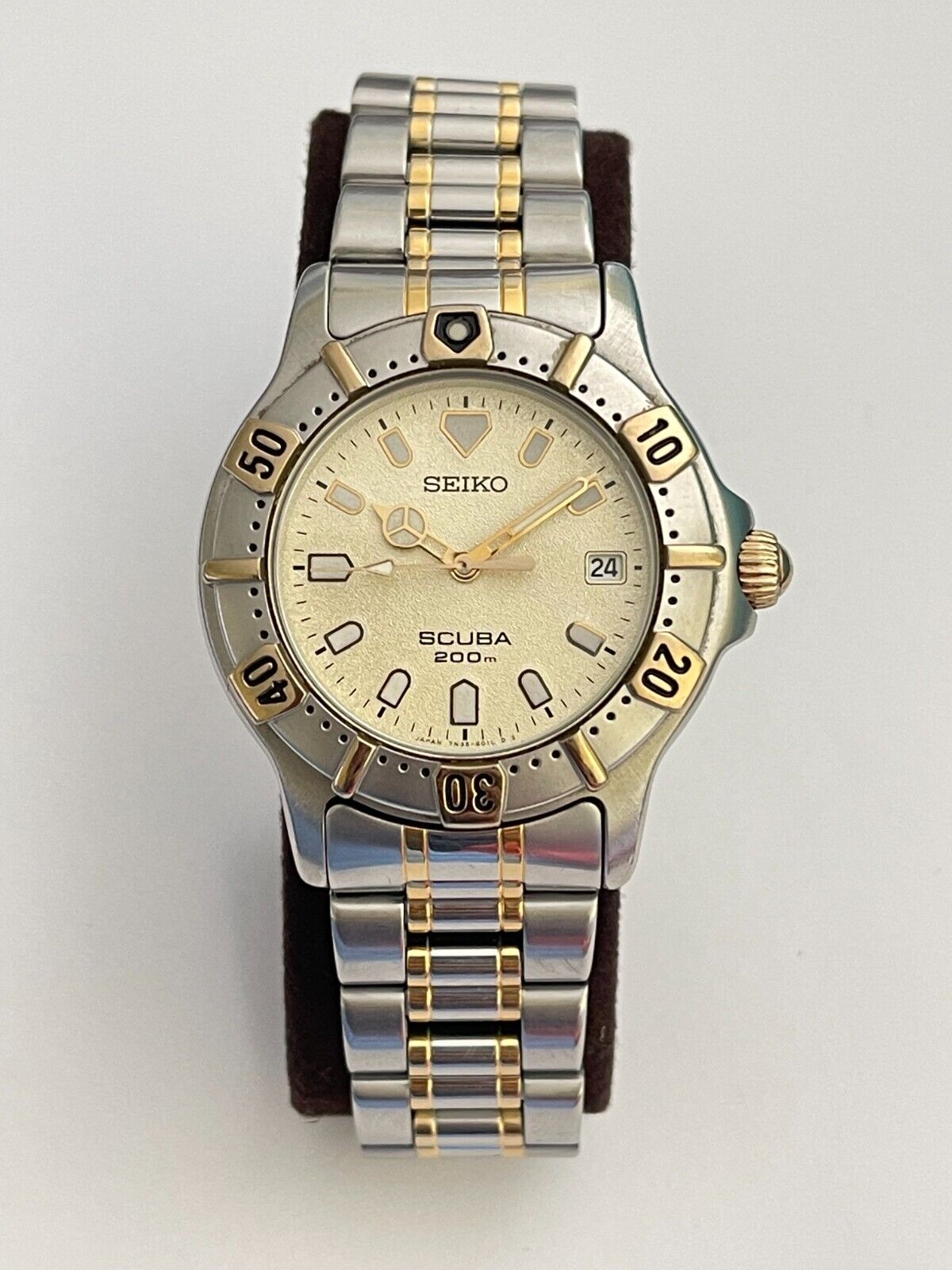 Vintage Seiko 7N35-6010 Watch Seiko SCUBA 200 M Air Diver's Watch