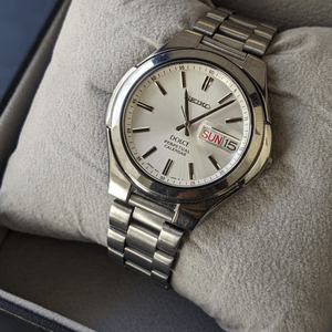 SEIKO セイコー 8F32-0280 SEIKO セイコー 8F32-0280 Vtg Seiko Perpetual Calendar men's