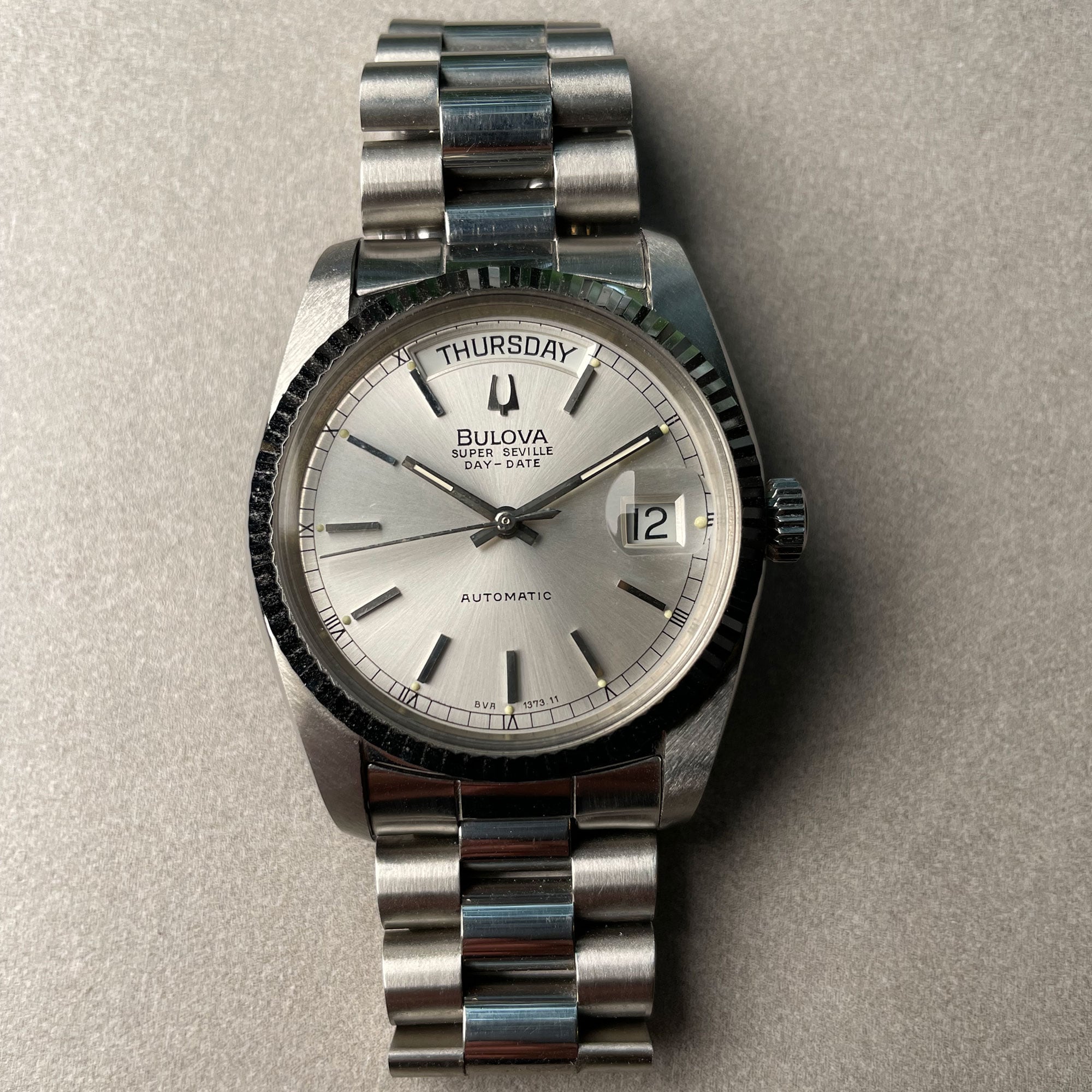 Bulova super seville day date clearance automatic