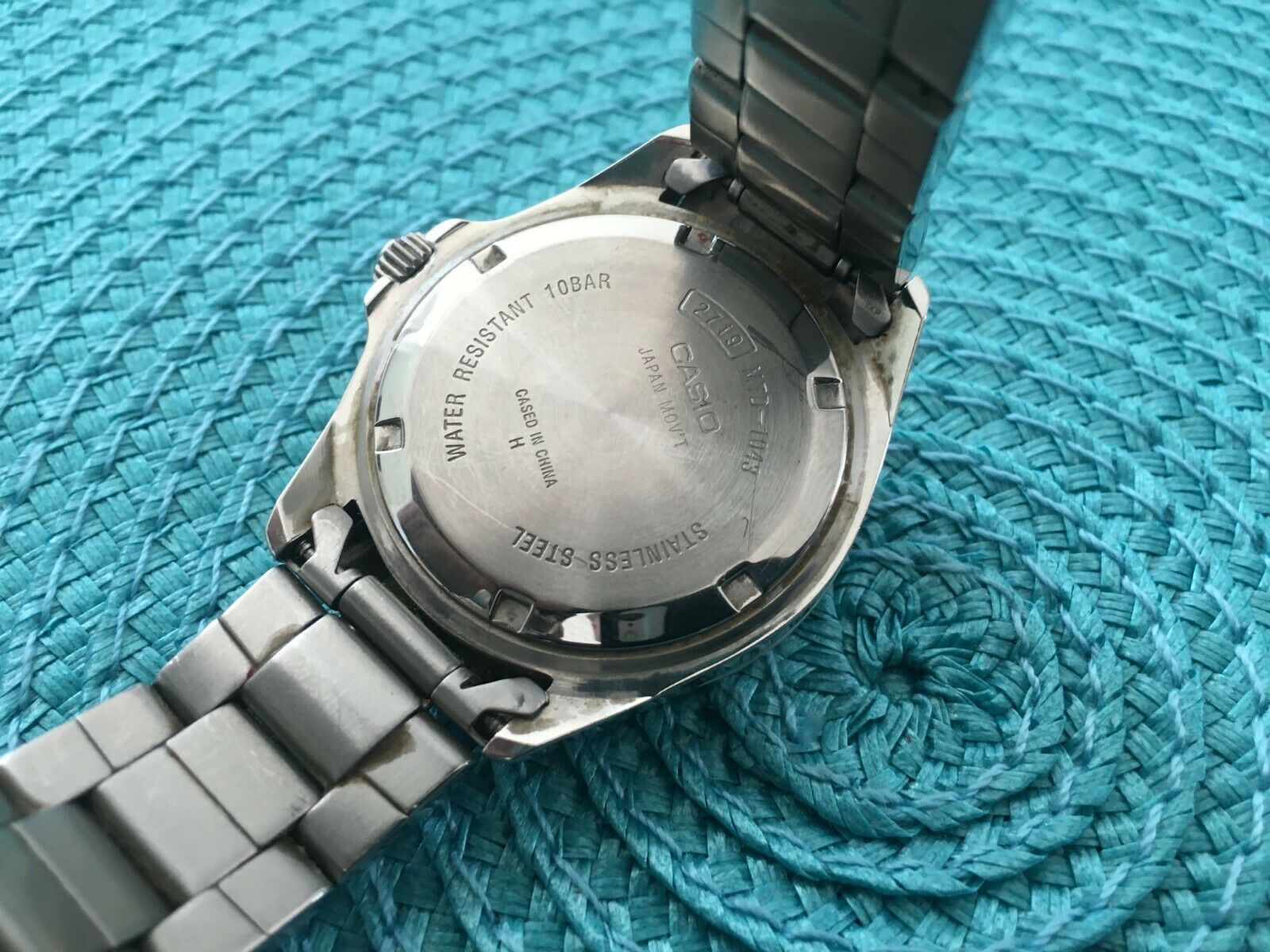 CASIO QUARTZ DIVER STYLE WATCH 10 BAR STAINLESS 2719 MTD