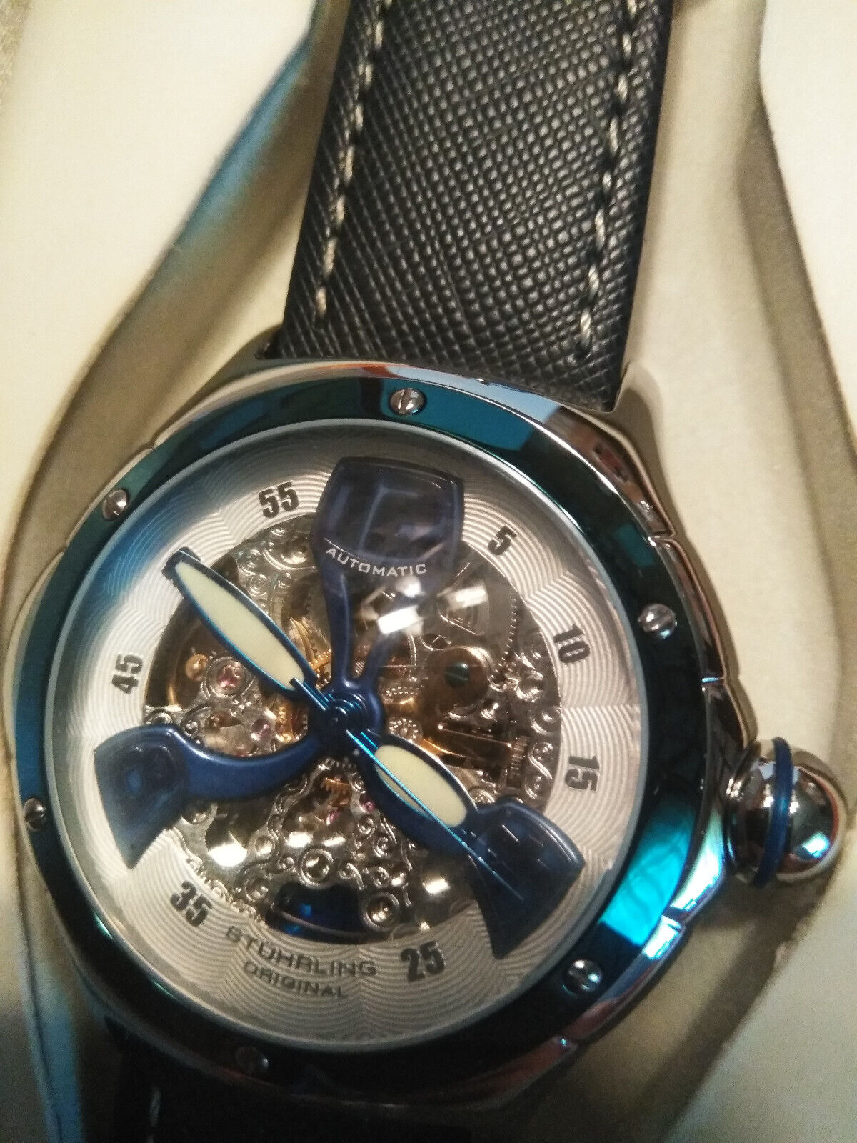 Stuhrling original krysterna on sale crystal 20 jewels