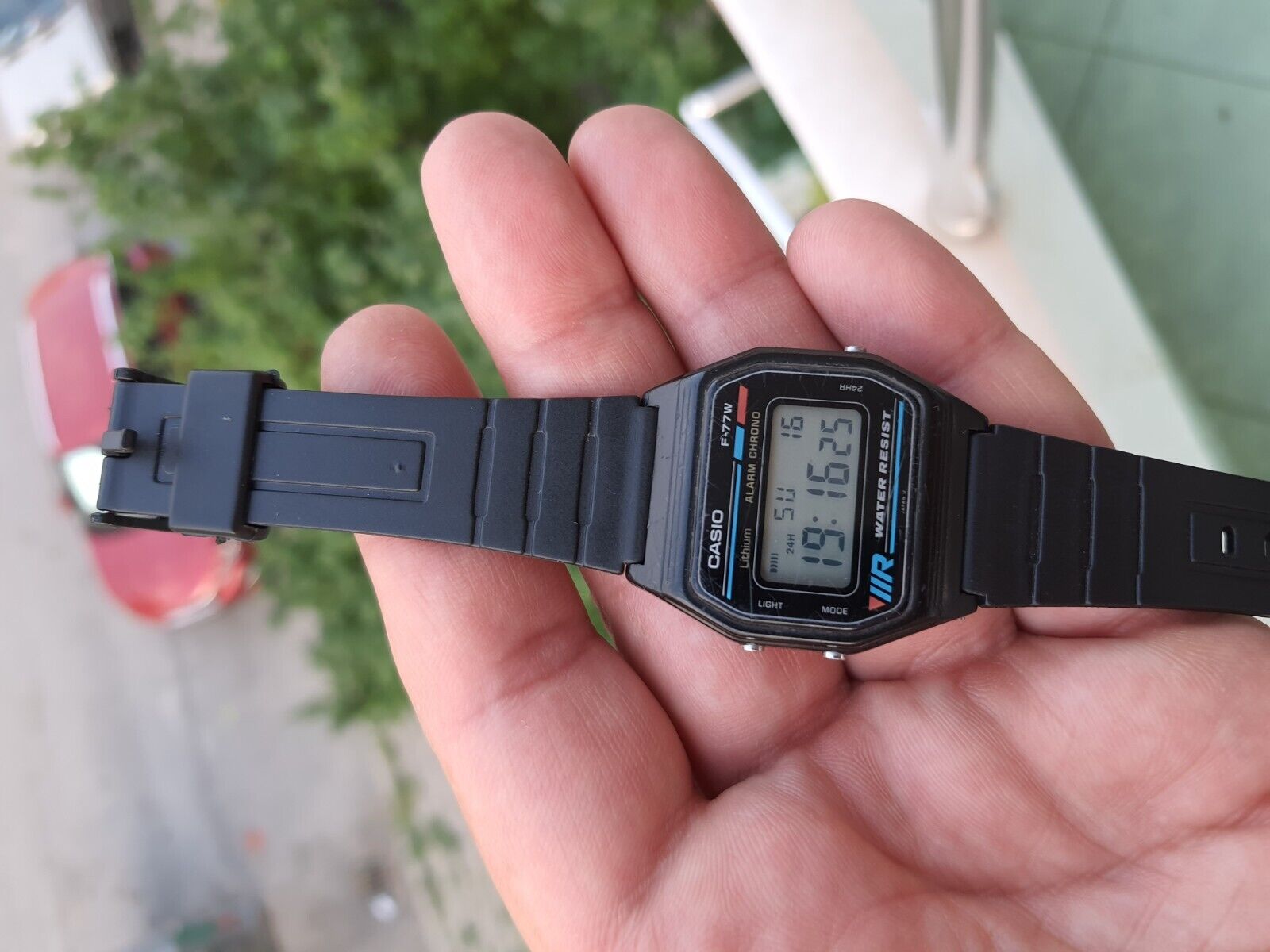 Casio Quartz F-77W Digital Vintage Men's Watch | WatchCharts