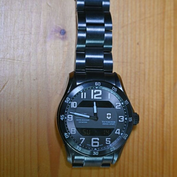 Victorinox Swiss Army XLS MT 241300 Watch Excellent Cond (Source