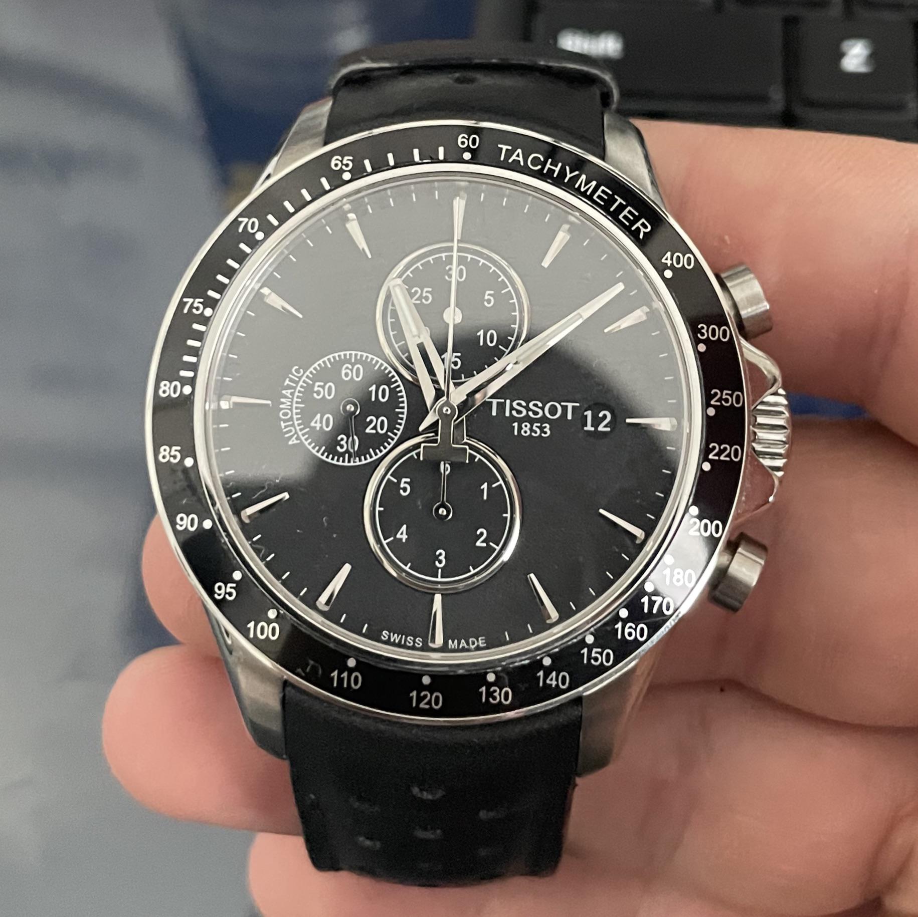 WTS Tissot V8 Automatic Chronograph almost new . Box and papers