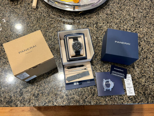 Panerai Submersible 42MM PAM 2683 PAM02683 2683 New Version of 683