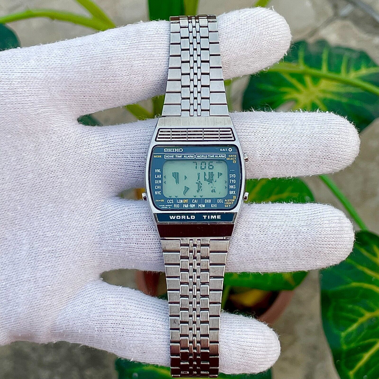 Vintage Seiko WorldTime Digital World Map LCD Men's Watch A239