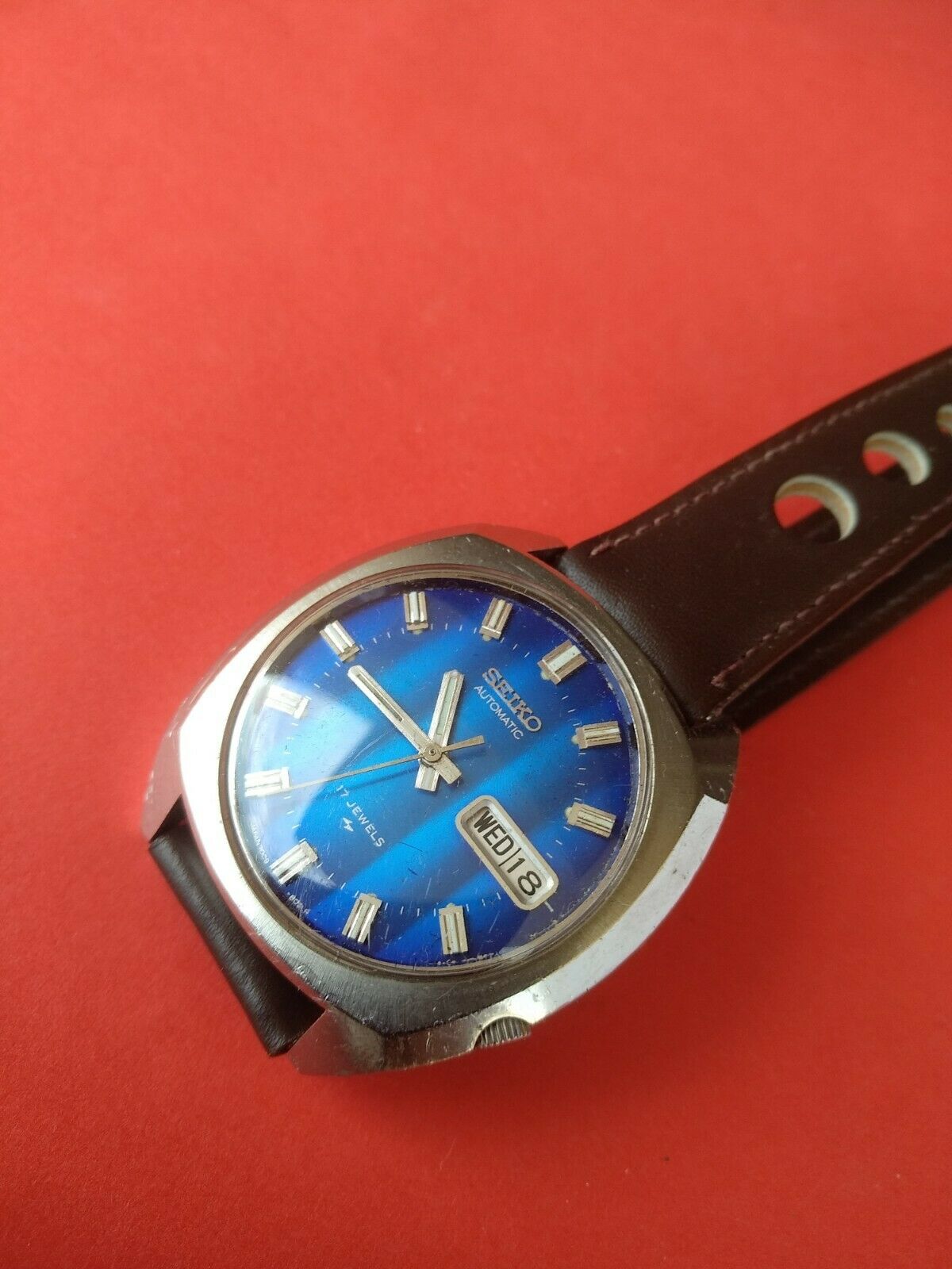 RARE VINTAGE 1970s SEIKO 7009-8050 Two tone Blue DIAL AUTOMATIC 