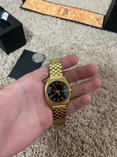 Nixon The Time Teller Grateful Dead Dancing Bears Gold Watch